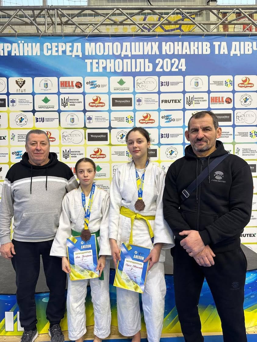 З 4 по 5 грудня проходив Чемпіонат України з дзюдо серед молодших юнаків та дівчат до 15 років. 🥋🇺🇦 Наші вихованці по…