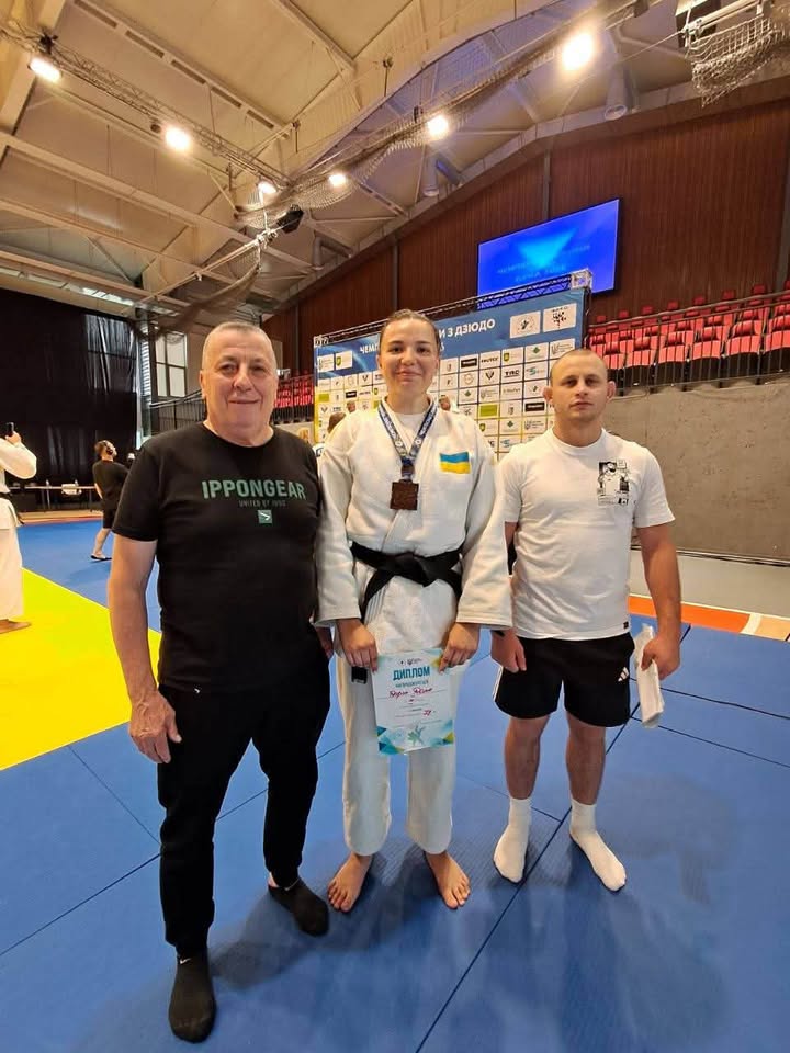 🥋 23–24 липня 2026 року в м. Буча пройшов Чемпіонат України з дзюдо.  
  
Вихованці ДФКС-СК «Дзюдо-Дніпро»  представили нашу команду та посіли наступні місця:  
  
🥉 Дар’я Доля (78 кг) — III місце  
🏅 Альбіна Мусієнко (63 кг) — VII місце  
🏅 Владислав Сінчук (81 кг) — VII місце  
  
Вітаємо спортсменів та їхніх тренерів!   
Бажаємо нових перемог, високих результатів та яскравих спортивних досягнень! 💙💛